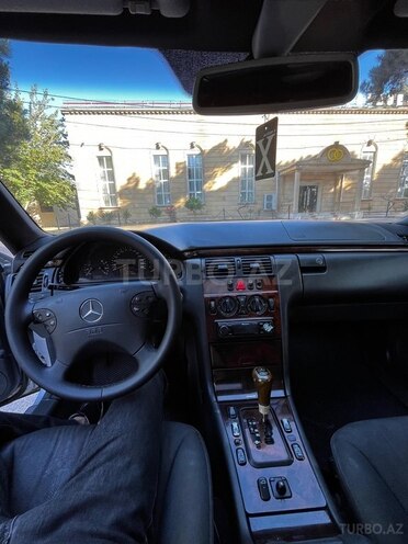 Mercedes E 220 d 2000, 450,000 km - 2.2 l - Sumqayıt