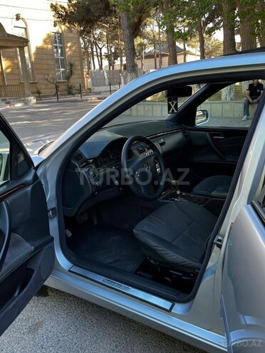 Mercedes E 220 d 2000, 450,000 km - 2.2 l - Sumqayıt