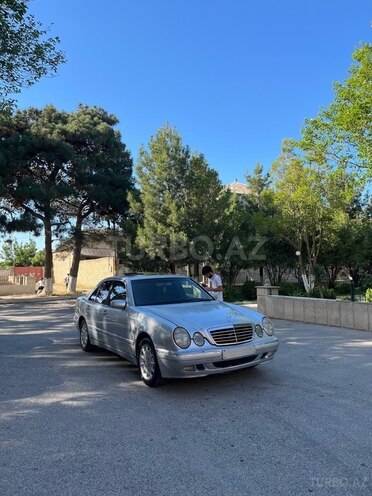 Mercedes E 220 d 2000, 450,000 km - 2.2 l - Sumqayıt