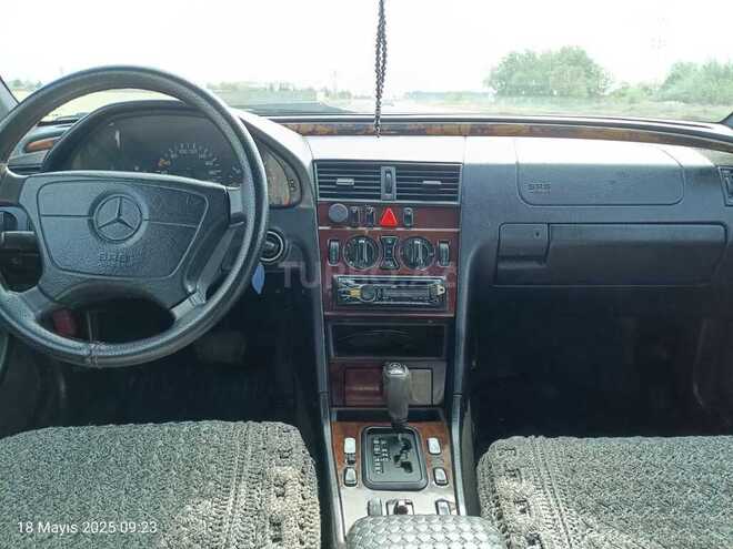 Mercedes C 220 d 1998, 240,000 km - 2.2 л - Xırdalan