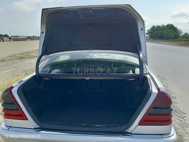 Mercedes C 220 d 1998, 240,000 km - 2.2 л - Xırdalan