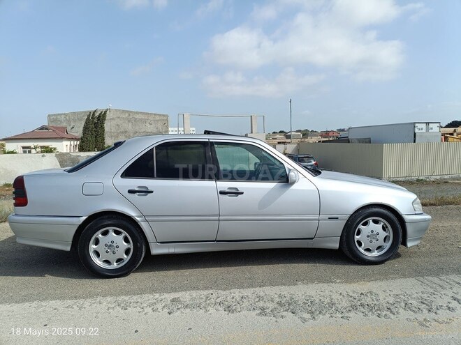 Mercedes C 220 d 1998, 240,000 km - 2.2 л - Xırdalan