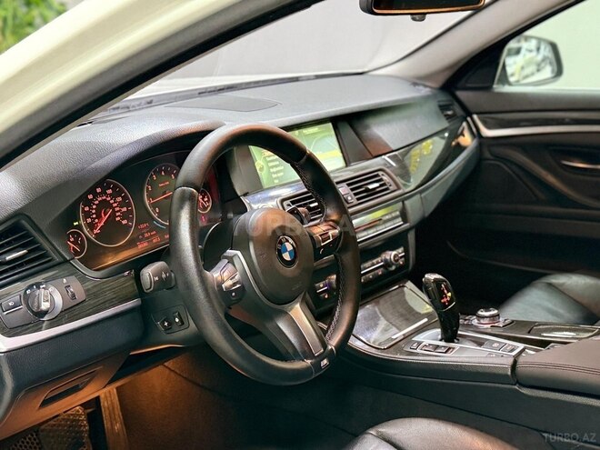 BMW 528-13