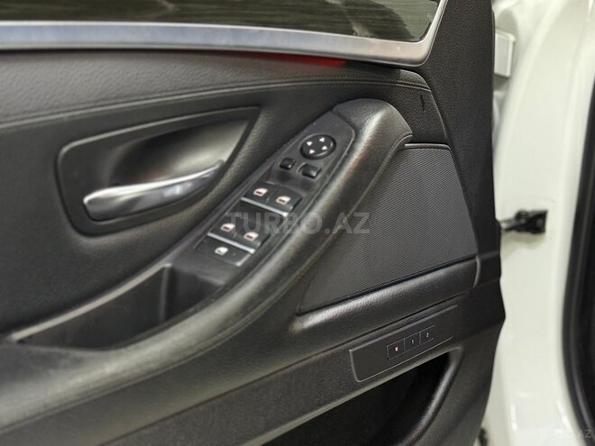 BMW 528-15