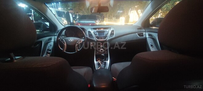 Hyundai Elantra 2015, 187,000 km - 1.8 l - Bakı