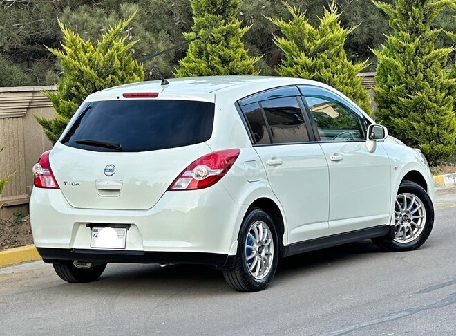 Nissan Tiida 2012, 120,000 km - 1.5 l - Bakı