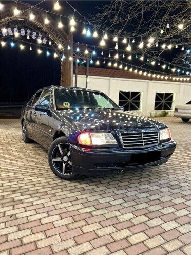 Mercedes C 180 1999, 503,000 km - 1.8 л - Qəbələ