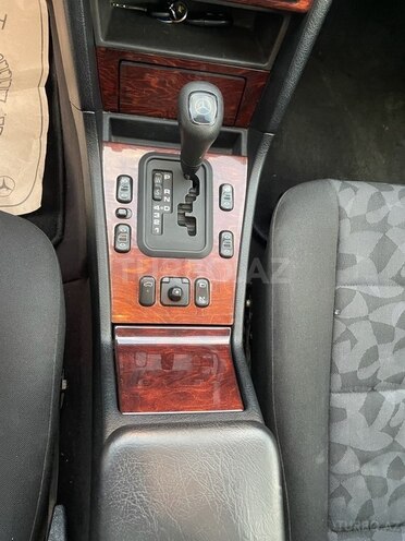 Mercedes C 200 1998, 276,000 km - 2.0 л - Bakı