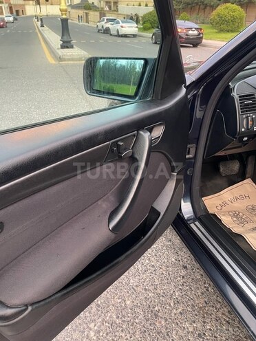 Mercedes C 200 1998, 276,000 km - 2.0 л - Bakı