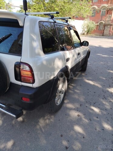 Toyota RAV4 1996, 230,000 km - 2.0 l - Masallı