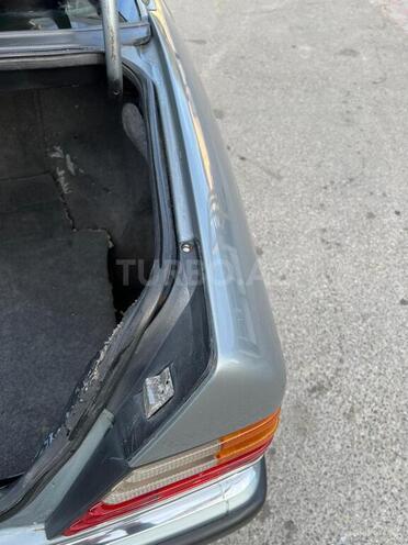 Mercedes 190 1993, 228,000 km - 2.0 l - Bakı