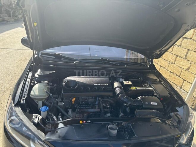 Hyundai Elantra 2018, 160,000 km - 1.4 l - Bakı