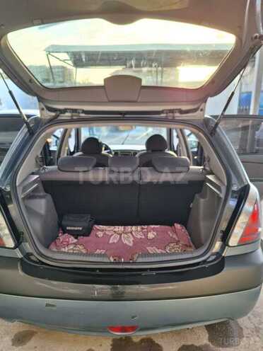 Kia Rio 2006, 318,000 km - 1.4 l - Bakı
