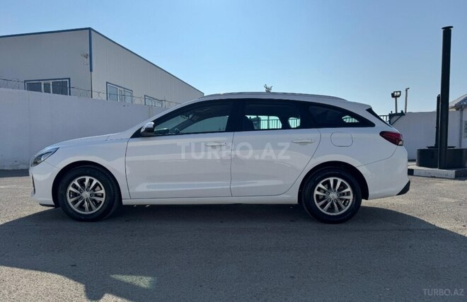 Hyundai i30 2017, 42,000 km - 1.2 l - Bakı