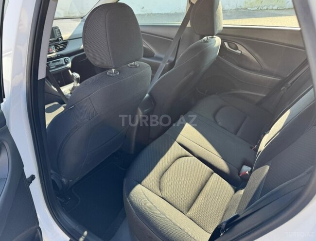 Hyundai i30 2017, 42,000 km - 1.2 l - Bakı