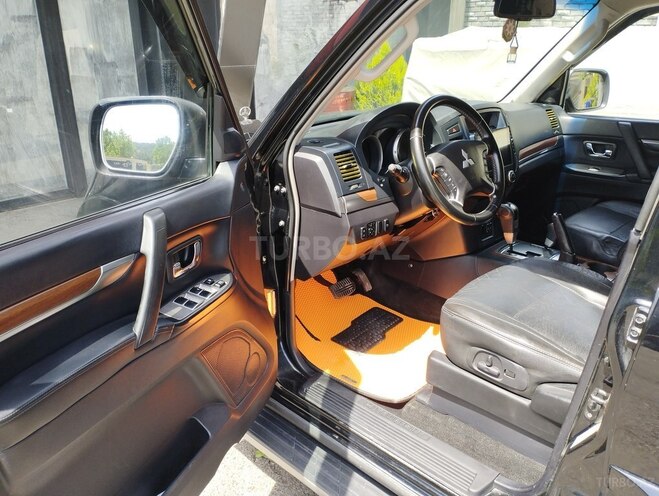 Mitsubishi Pajero 2007, 312,000 km - 3.0 l - Siyəzən