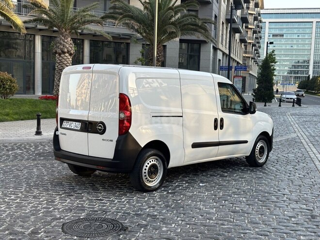 Opel Combo 2015, 208,683 km - 1.3 l - Bakı