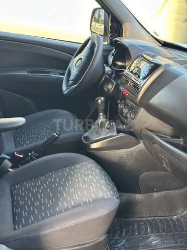 Opel Combo 2015, 208,683 km - 1.3 l - Bakı