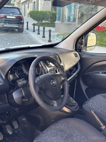 Opel Combo 2015, 208,683 km - 1.3 l - Bakı