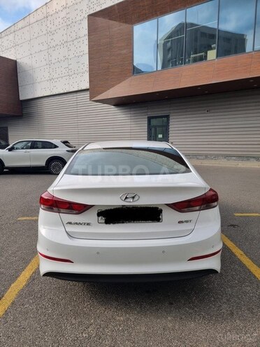 Hyundai Avante 2016, 190,000 km - 1.6 л - Tovuz