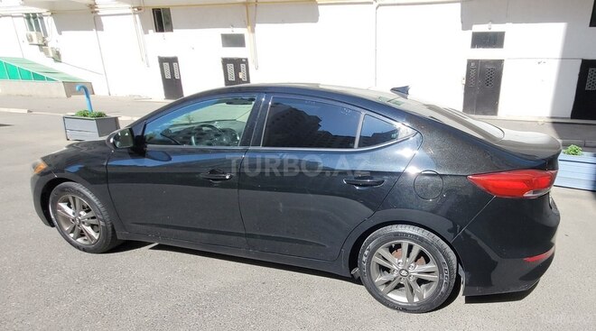 Hyundai Elantra 2016, 98,702 km - 2.0 l - Bakı