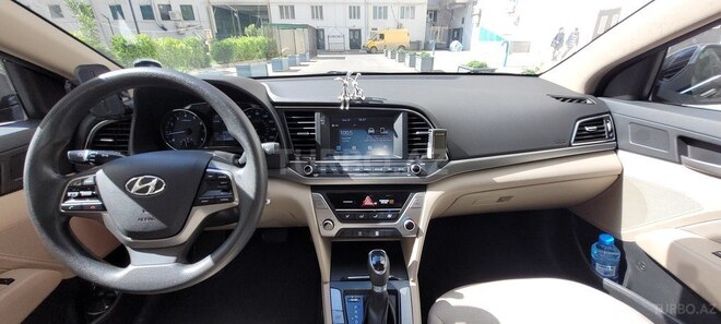 Hyundai Elantra 2016, 98,702 km - 2.0 l - Bakı