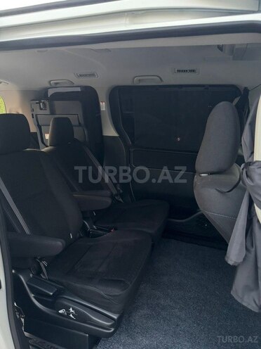 Toyota Noah 2016, 64,000 km - 1.8 l - Bakı