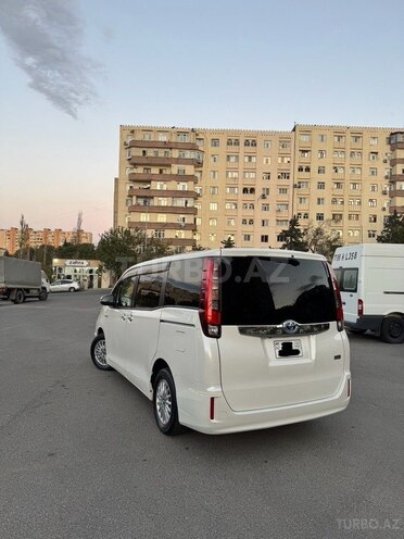 Toyota Noah 2016, 64,000 km - 1.8 l - Bakı