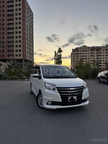 Toyota Noah 2016, 64,000 km - 1.8 l - Bakı
