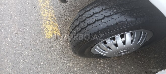 Mercedes 208 D 1997, 500,000 km - 2.3 l - Xaçmaz