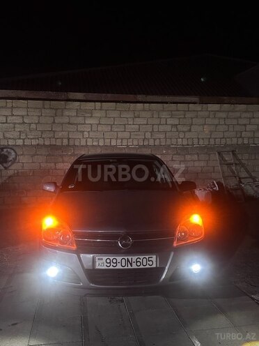 Opel Astra 2006, 400,000 km - 1.4 l - Şəmkir