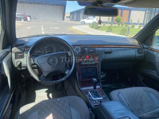 Mercedes E 290 1998, 618,358 km - 2.9 l - Bakı