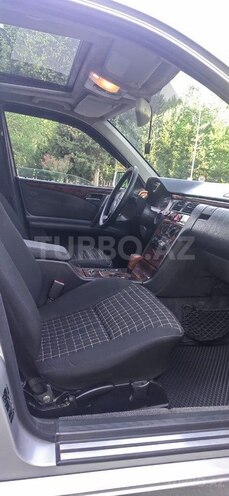 Mercedes E 240 1998, 470,000 km - 2.4 l - Mingəçevir