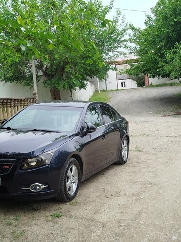 Chevrolet Cruze 2015, 237,000 km - 1.4 l - Şəmkir