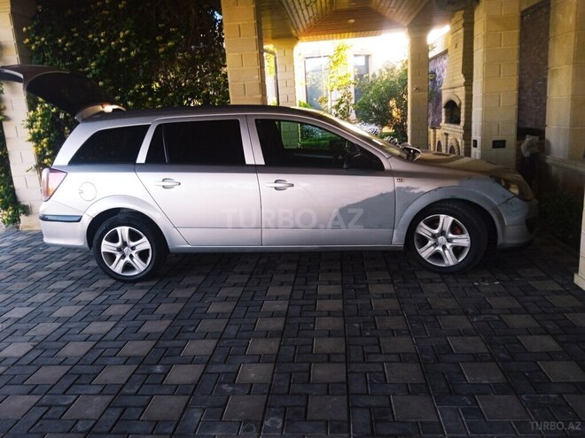Opel Astra 2006, 270,000 km - 1.3 l - Bakı