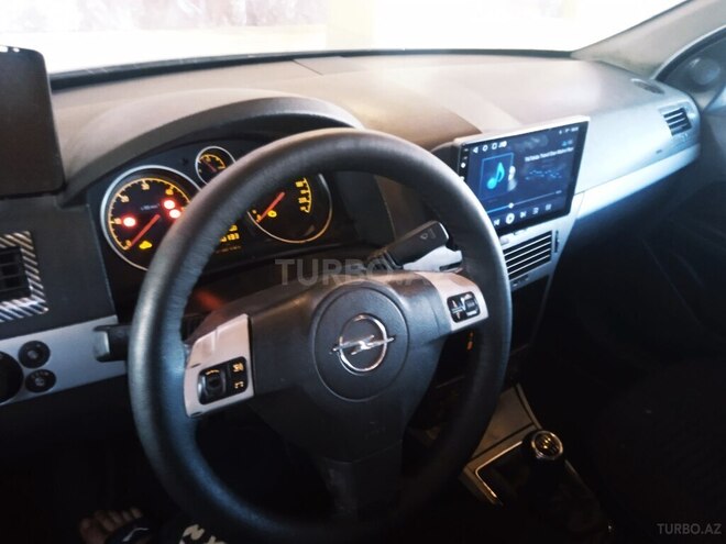 Opel Astra 2006, 270,000 km - 1.3 l - Bakı