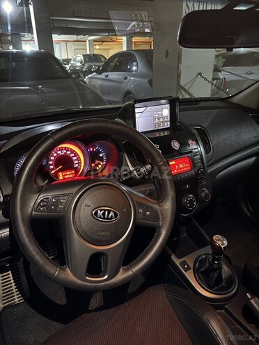 Kia Cerato Koup 2009, 124,000 km - 1.6 l - Bakı