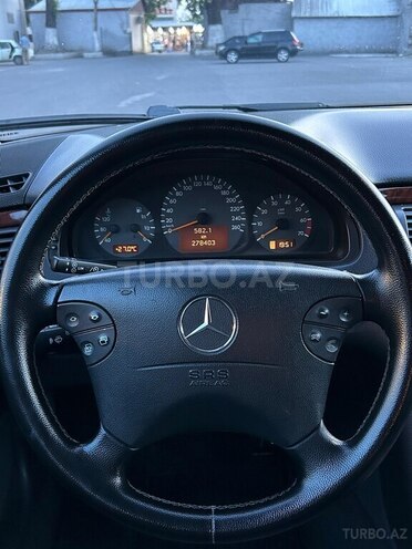 Mercedes E 280 2000, 278,400 km - 2.8 l - Göyçay