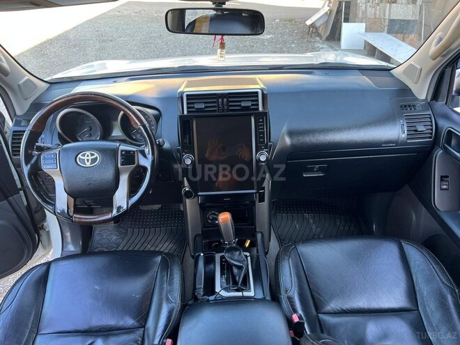 Toyota Land Cruiser Prado 2010, 225,000 km - 2.7 l - Quba