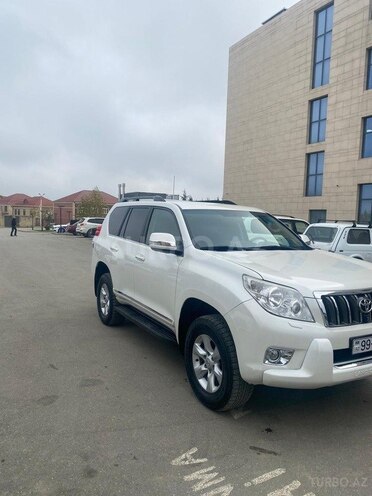 Toyota Land Cruiser Prado 2010, 225,000 km - 2.7 l - Quba
