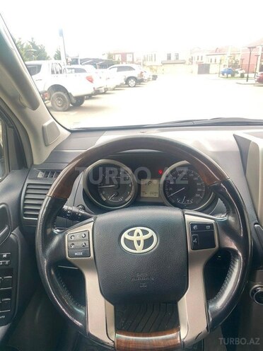 Toyota Land Cruiser Prado 2010, 225,000 km - 2.7 l - Quba