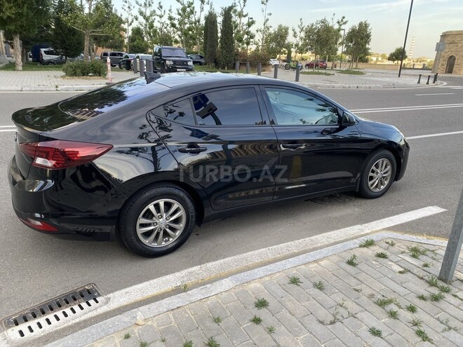 Hyundai Elantra 2019, 82,077 km - 1.6 л - Bakı