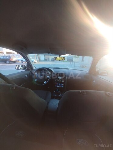 Ford Mondeo 2002, 350,000 km - 1.8 l - Xaçmaz