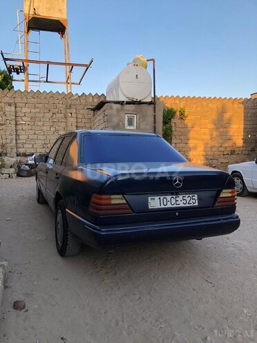 Mercedes E 230 1986, 250,000 km - 2.3 l - Bakı