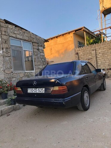 Mercedes E 230 1986, 250,000 km - 2.3 l - Bakı