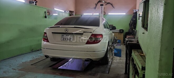 Mercedes C 250 2008, 320,000 km - 2.5 л - Bakı