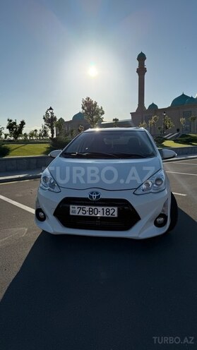 Toyota Aqua 2015, 85,000 km - 1.5 l - Naxçıvan