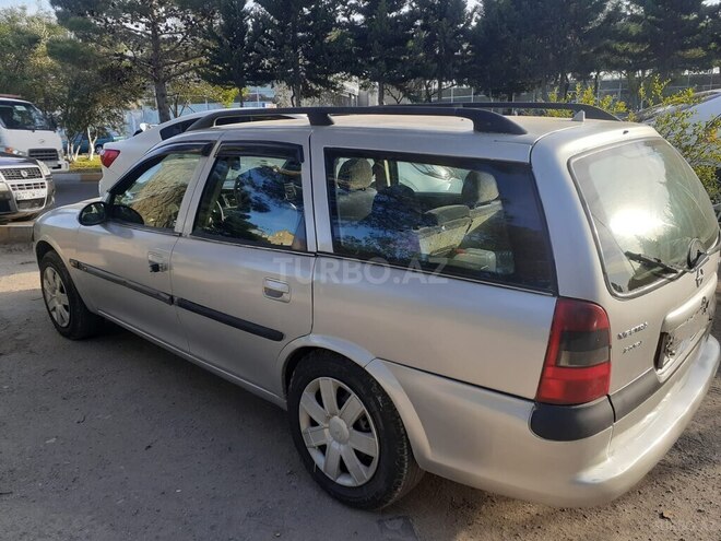 Opel Vectra 1997, 200,000 km - 2.0 l - Sumqayıt