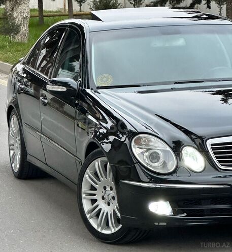 Mercedes E 240 2002, 93,732 km - 2.6 l - Bakı