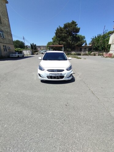 Hyundai Accent 2015, 139,000 km - 1.6 л - Bakı